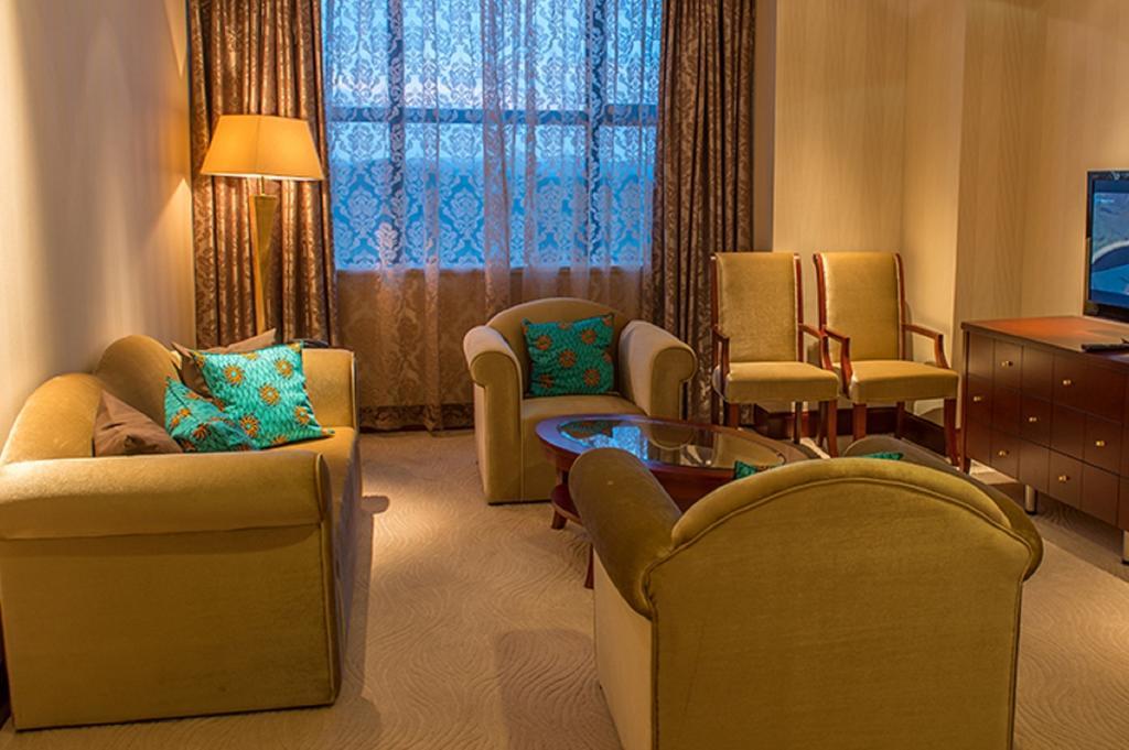 President Hotel At Umodzi Park Lilongwe Zimmer foto